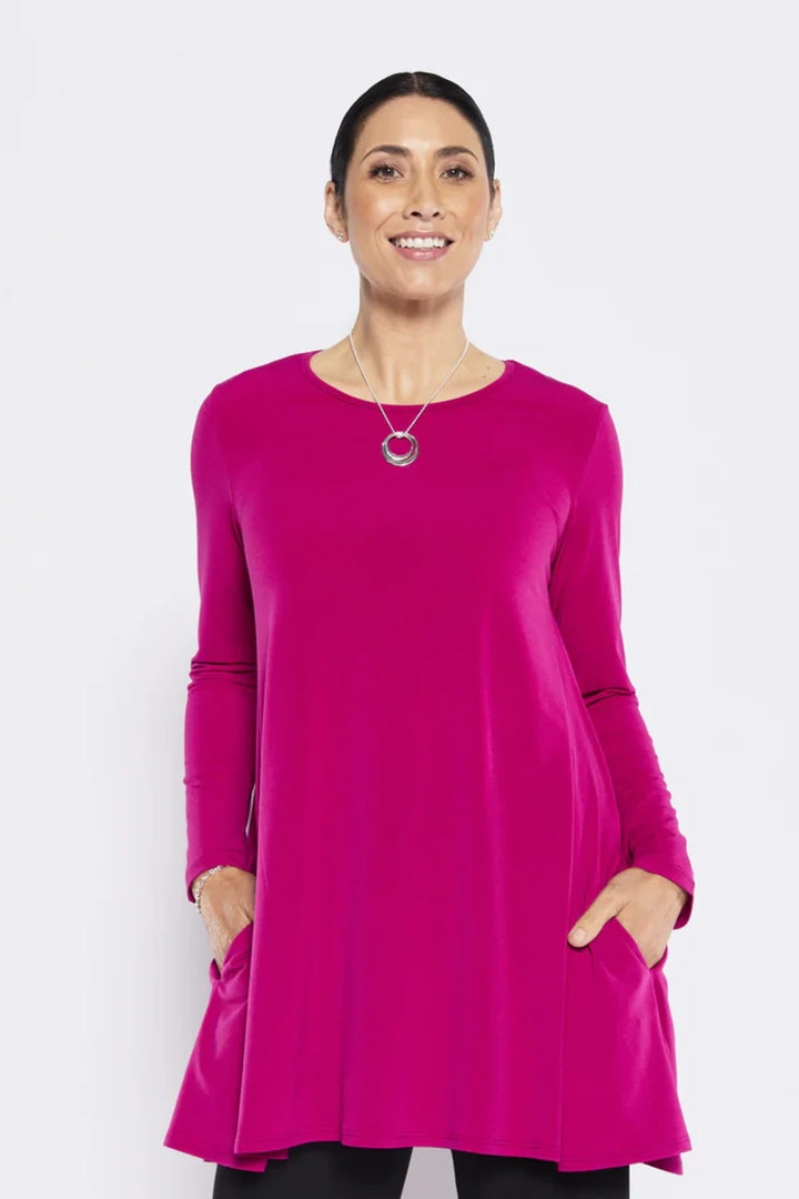 Woman wearing philosophy Leslie w26 slinky jersey cowl swing tunic fuchsia front