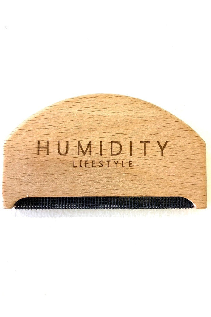 pilling-comb-in-natural-humidity-lifestyle-front-view_1200x