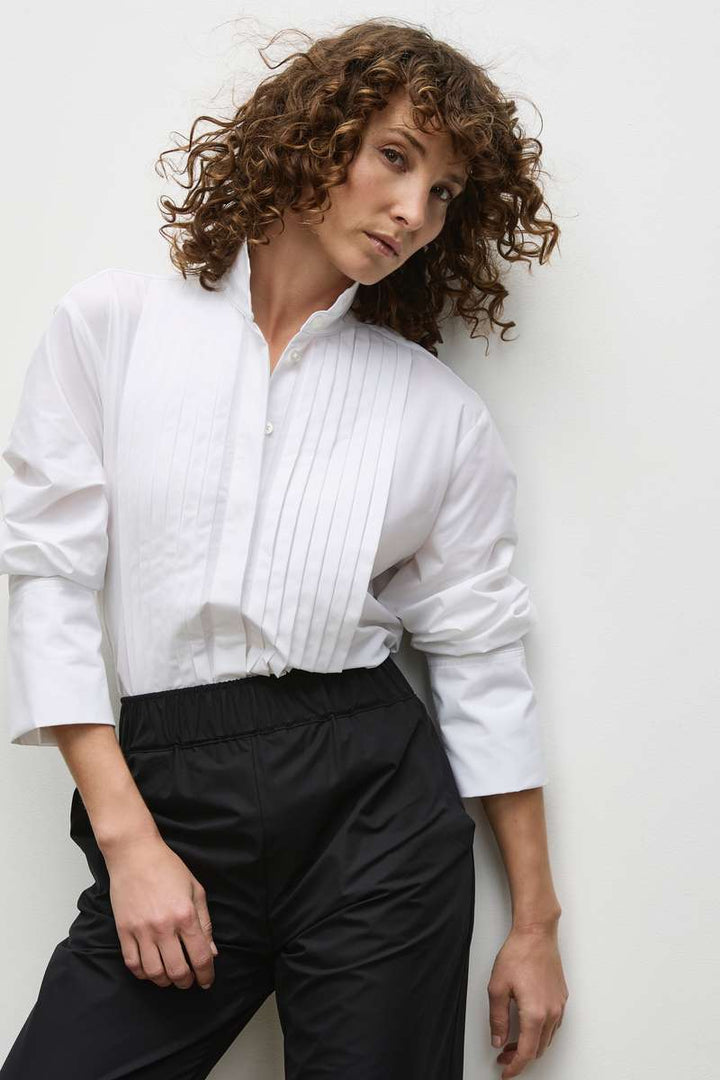 Powder Tux Shirt in Black F607 8650 by MELA PURDIE