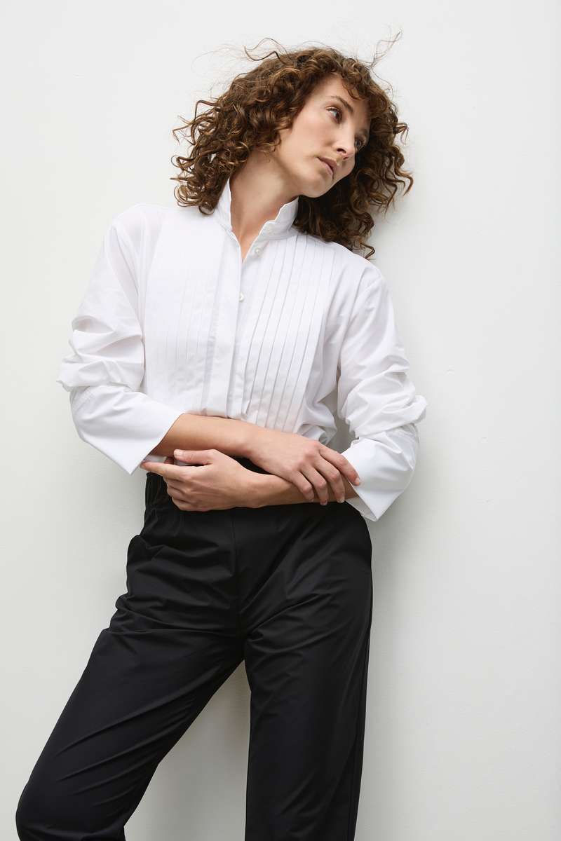 Powder Tux Shirt in Black F607 8650 by MELA PURDIE