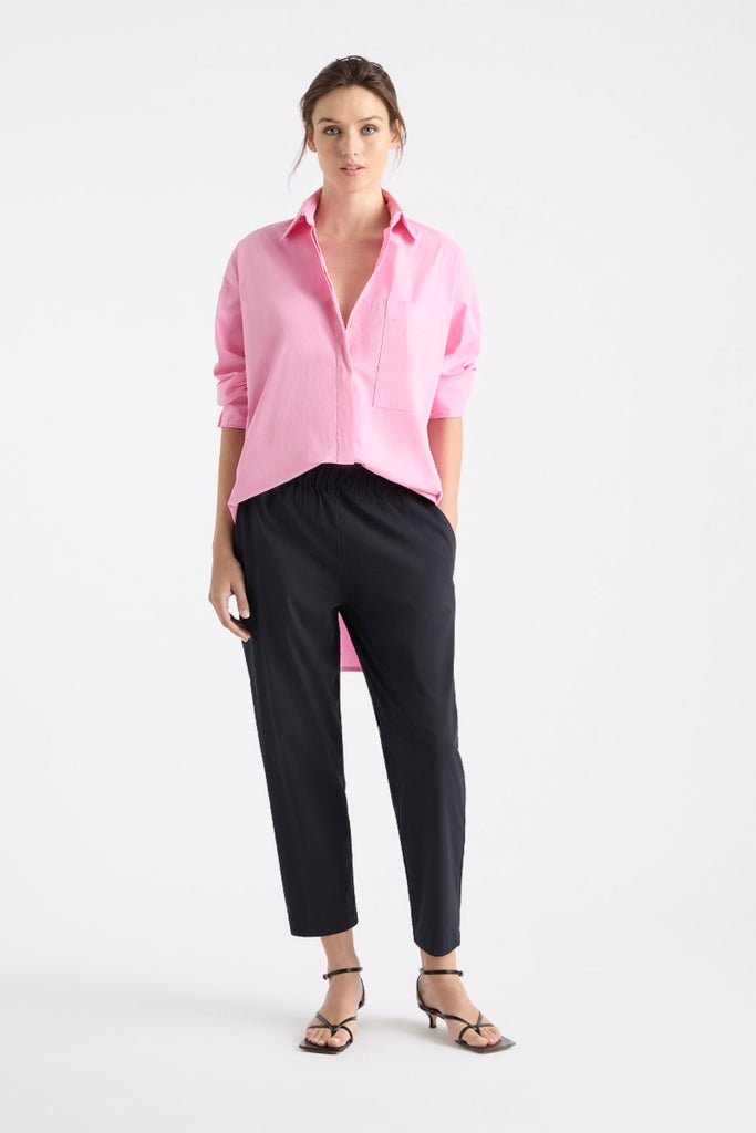 relaxed-pocket-shirt-in-petal-mela-purdie-front-view_1200x