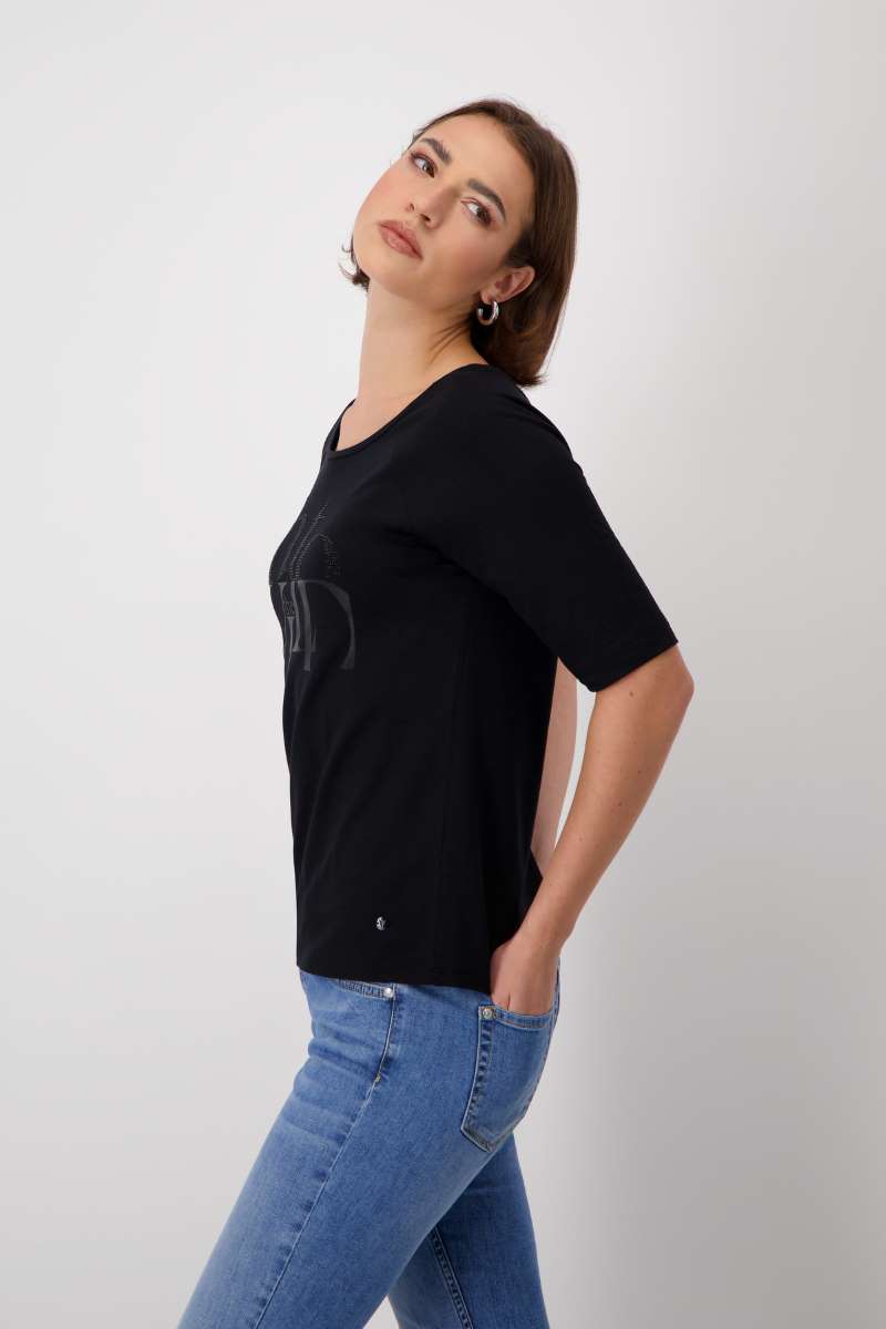 round-neck-t-shirt-in-black-monari-side-view_1200x