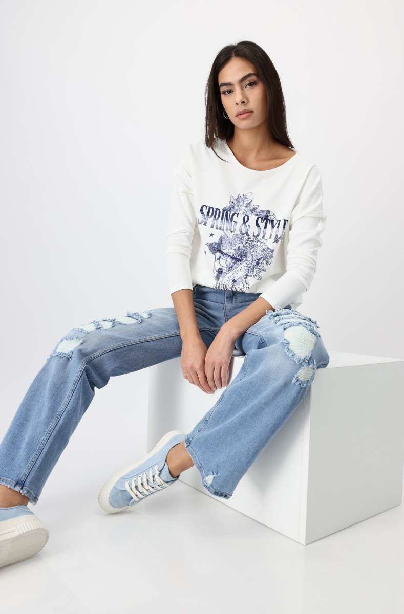 round-neck-t-shirt-in-off-white-monari-front-view_1200x