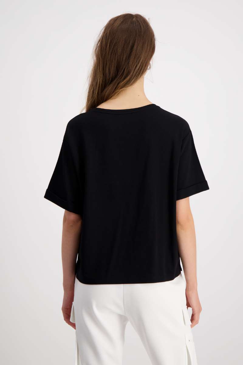 round-neck-t-shirt-in-black-monari-back-view_1200x