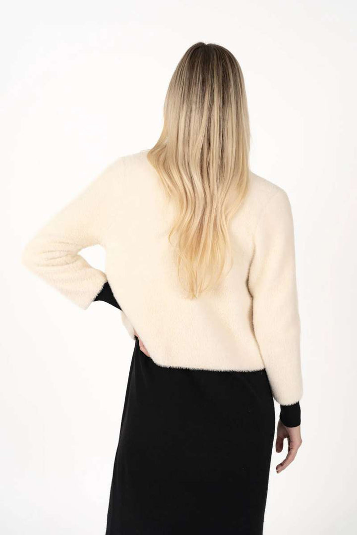 Sabine Jacket HW25606 by Humidity Lifestyle in Cream, size XS