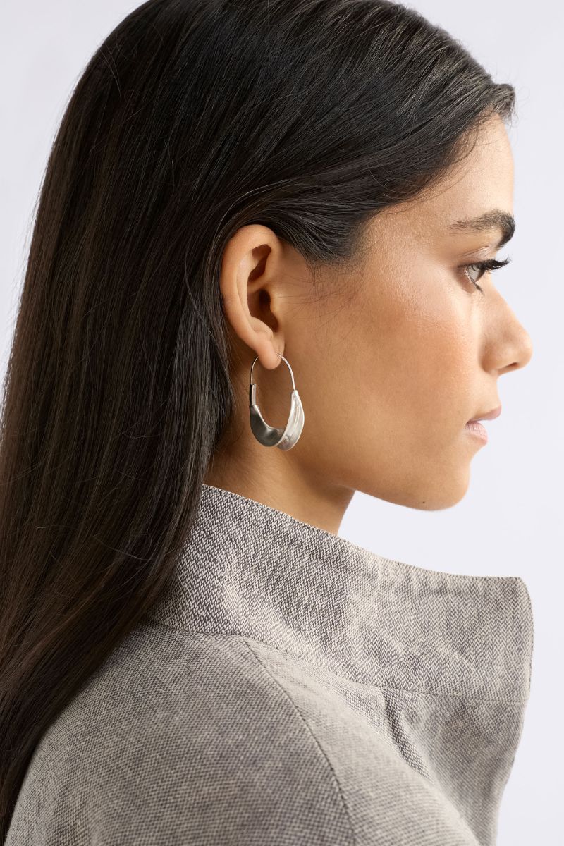 Sitta Hoop in Gold or Silver by Elk the Label