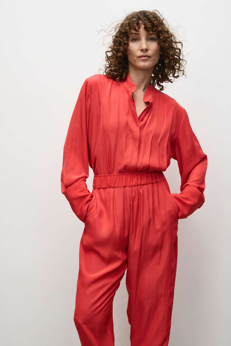 Smooth Pleat Blouse in Poppy F67 8511 by MELA PURDIE