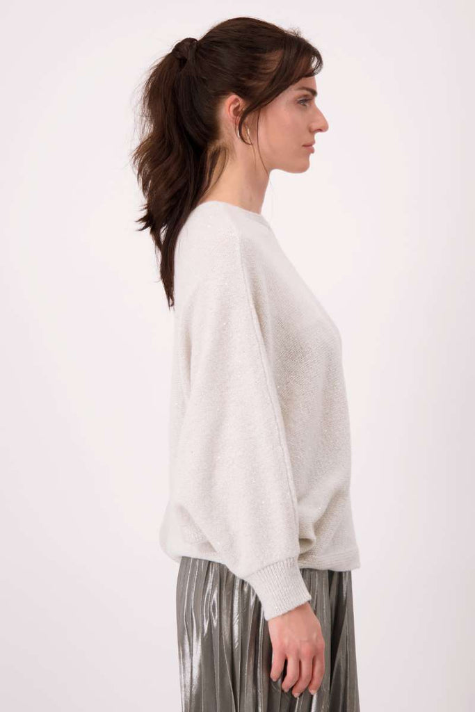 sweater-sequin-yarn-in-champagne-monari-side-view_1200x