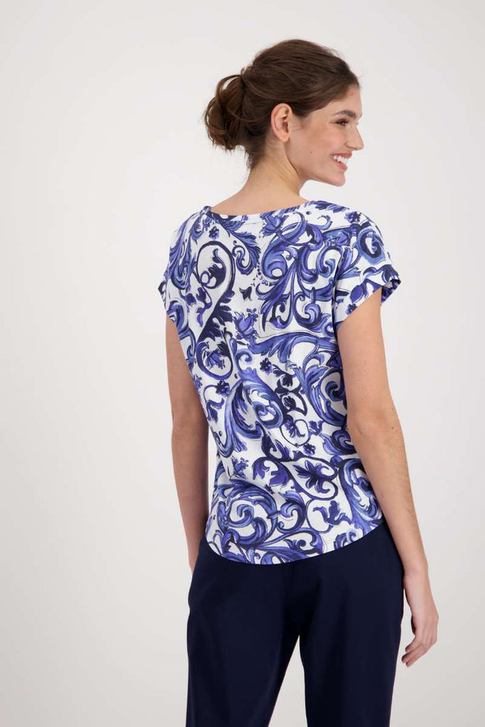 t-shirt-allover-cloth-print-in-deep-sea-pattern-monari-back-view_1200x