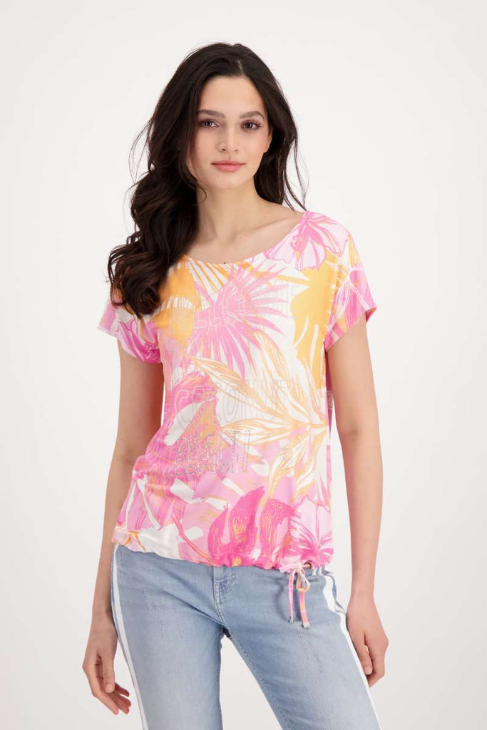 t-shirt-flower-all-over-in-hibiscus-pattern-monari-front-view_1200x