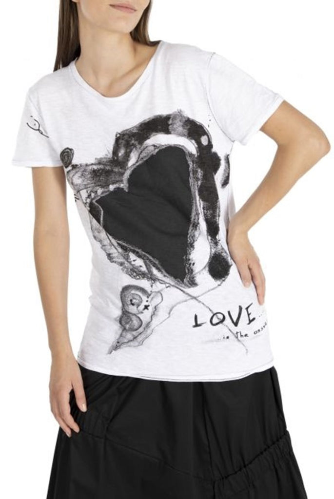t-shirt-st-cuore-effetto-lavagna-in-bianco-stampa-elisa-cavaletti-front-view_1200x