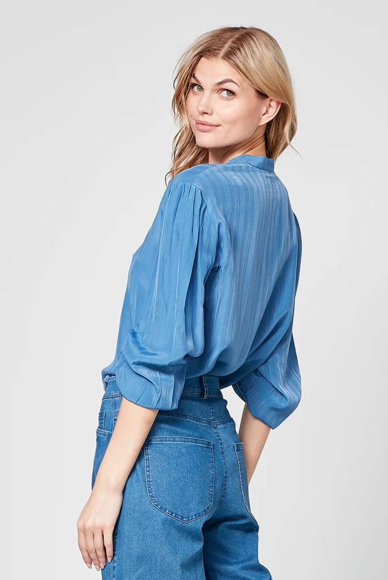 tippie-shirt-in-fresh-blue-nu-denmark-back-view_1200x