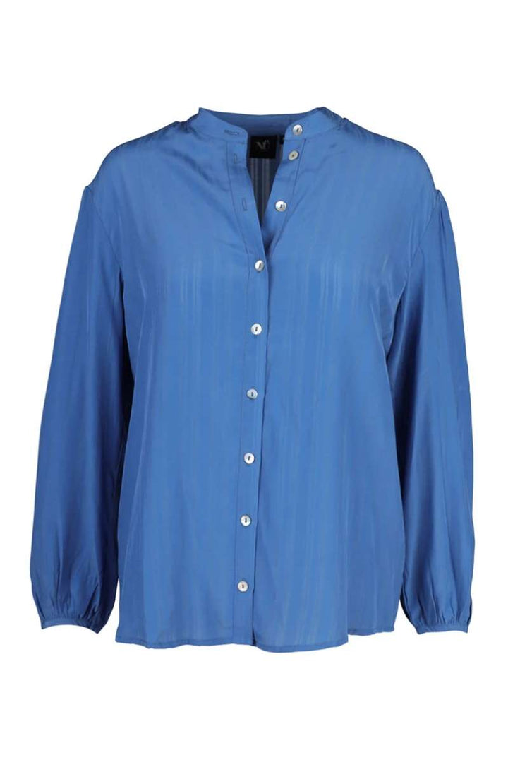 tippie-shirt-in-fresh-blue-nu-denmark-front-view_1200x
