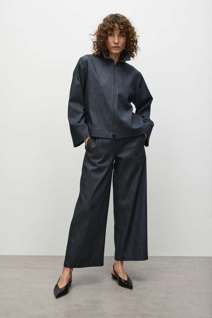 Welt Pocket Pant F415 1816 in Deep Indigo by MELA PURDIE