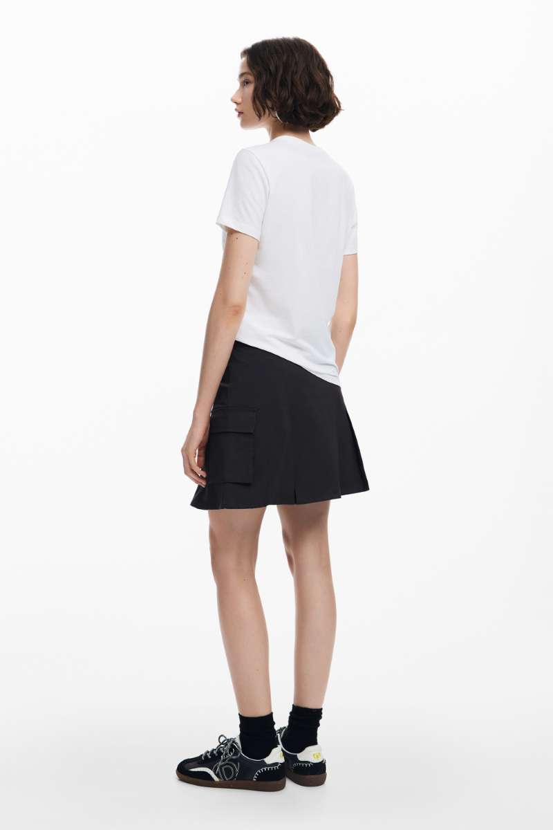 Women Knit T-Shirt Daisy Short Sleeve in White 24WWTK01 by Desigual