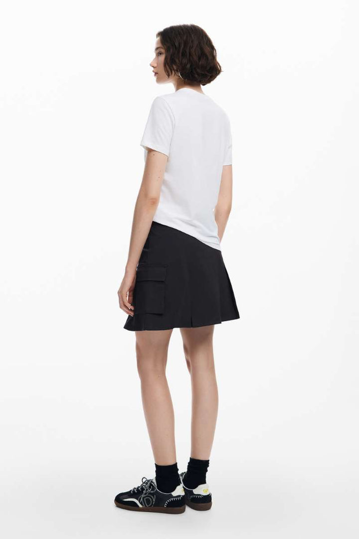 Women Knit T-Shirt Daisy Short Sleeve in White 24WWTK01 by Desigual