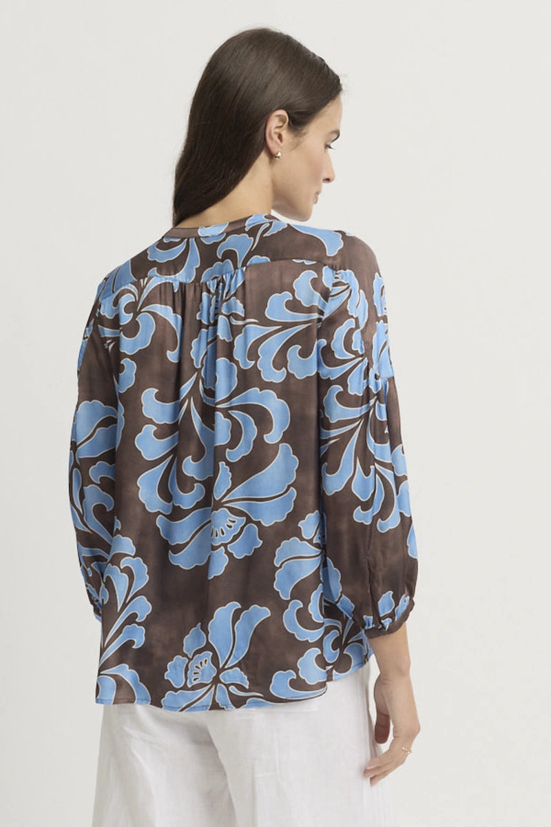 Yarra Trail Elegance Blouse YTWN4390 in Elegance Print, back view showing gathered yoke and blouson sleeves