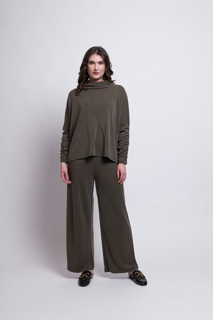 yoga-nna-love-it-top-in-khaki-foil-front-view_1200x