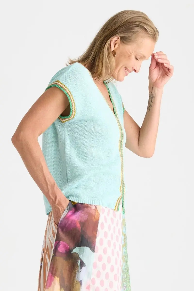 Detail of crochet trim neckline and centre panel on Seamist tank by Zaket & Plover style ZP8820