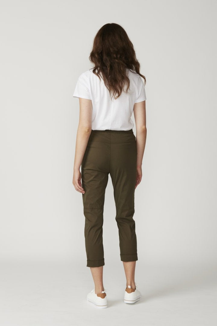 Lania-L.T.L-Port-7/8-Pant-Olive-NLA2743F-Back View_1200px