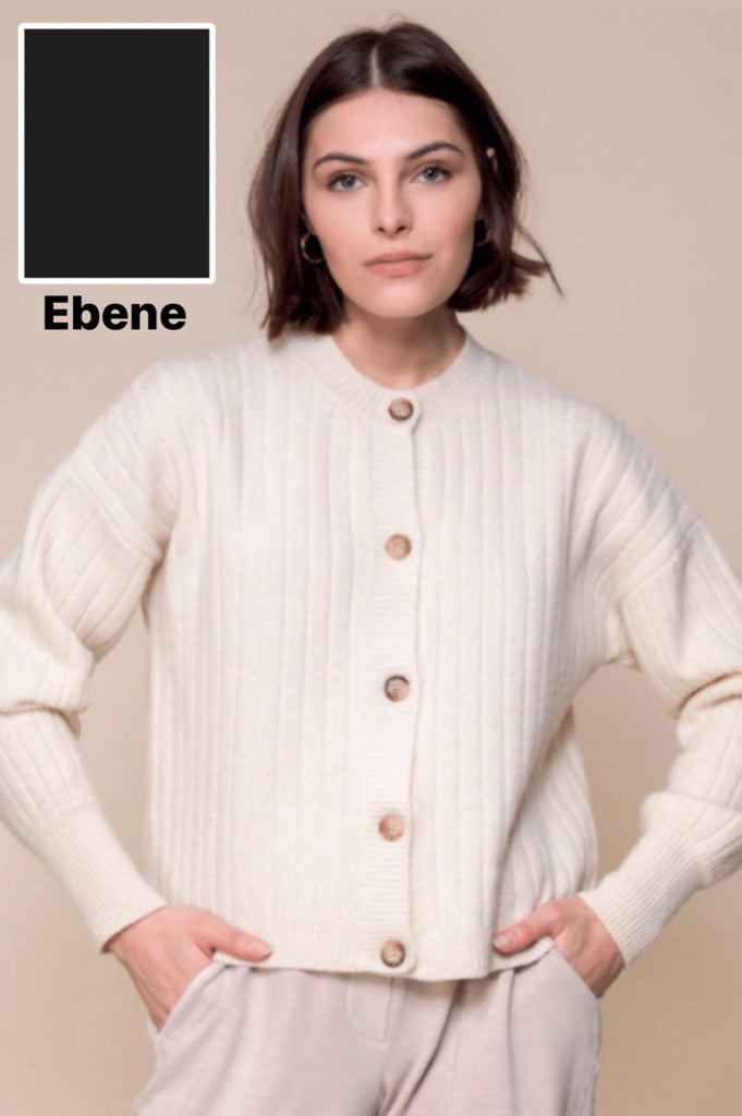 buttoned-cardigan-in-lemacao-in-ebene-maison-anje-front-view_1200x