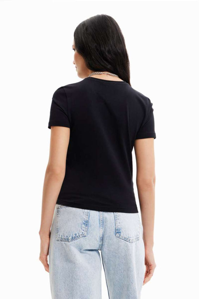embossed-illustration-t-shirt-in-black-desigual-back-view_1200x