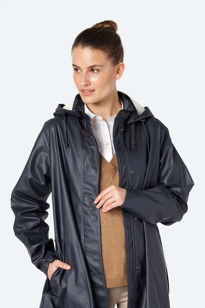 light-detachable-hood-coat-in-dark-indigo-ilse-jacobsen-front-view-1200x