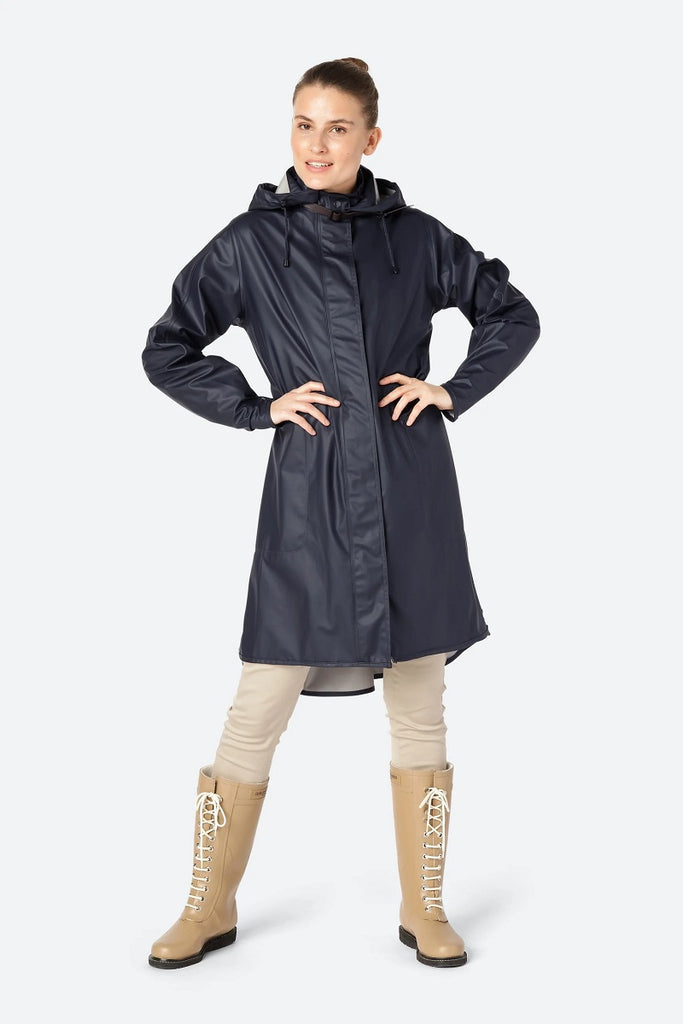 light-detachable-hood-coat-in-dark-indigo-ilse-jacobsen-front-view-1200x