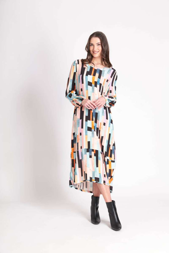 smooth-operator-dress-in-staggering-foil-front-view_1200x