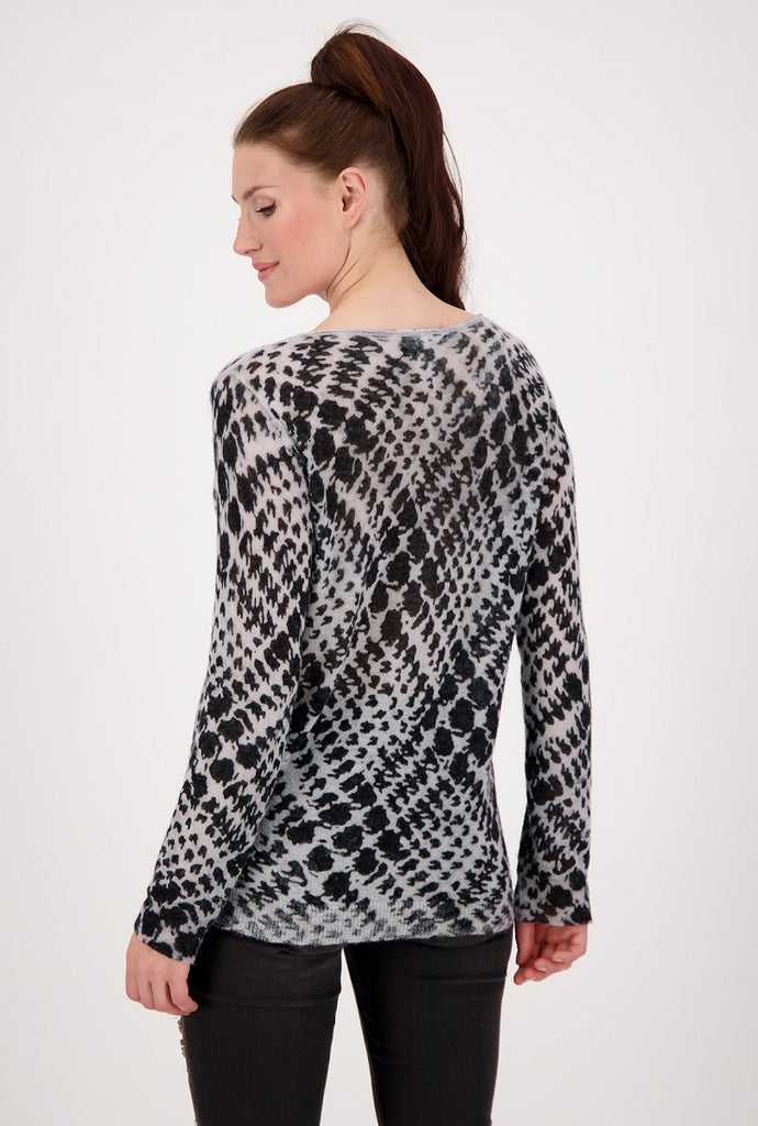 sweater-diamond-print-in-998-black-pattern-monari-back-view_1200x