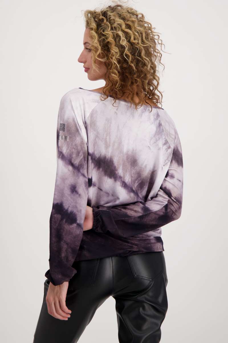 t-shirt-batik-all-over-print-in-lilac-pattern-monari-back-view_1200x