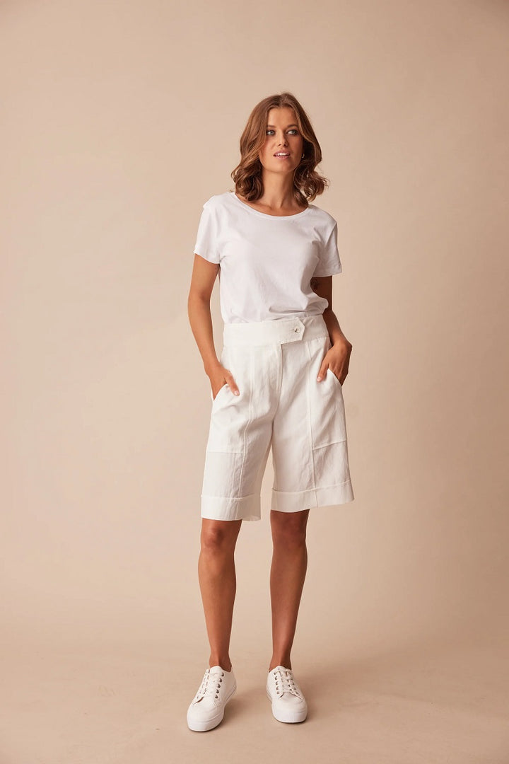 twin-short-in-off-white-lania-the-label-front-view_1200x